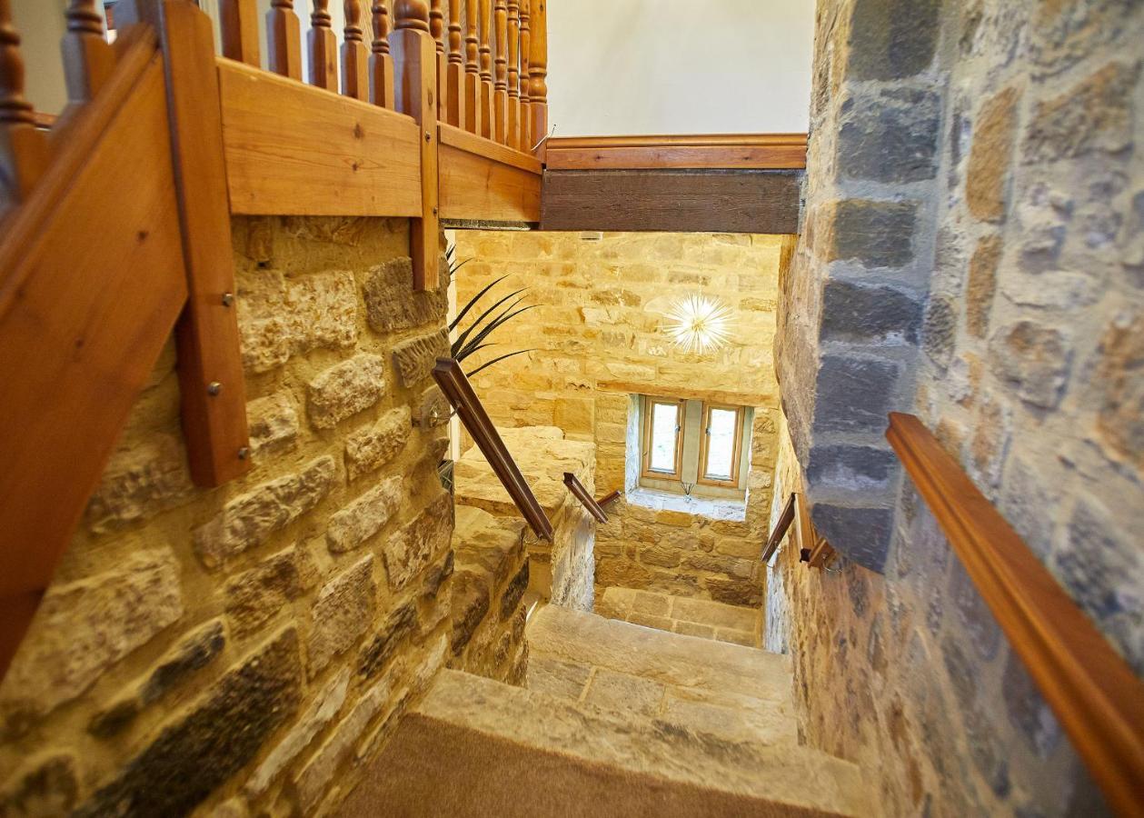 Host & Stay - The Coach House Γουίτμπι Εξωτερικό φωτογραφία