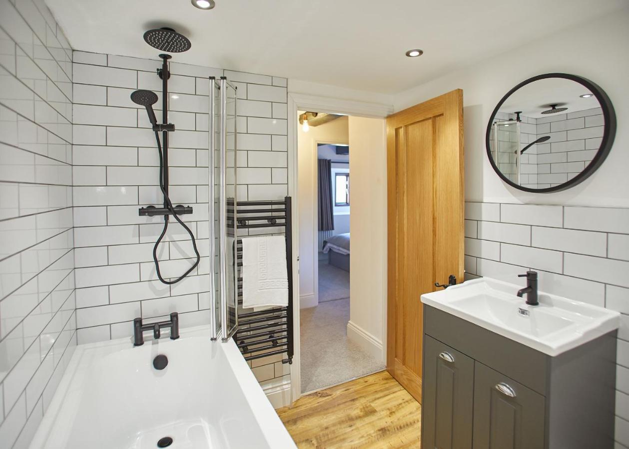 Host & Stay - The Coach House Γουίτμπι Εξωτερικό φωτογραφία